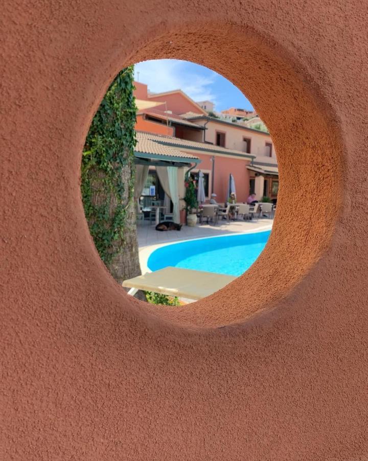 Hotel Corallaro Санта-Тереза-Галлура Екстер'єр фото