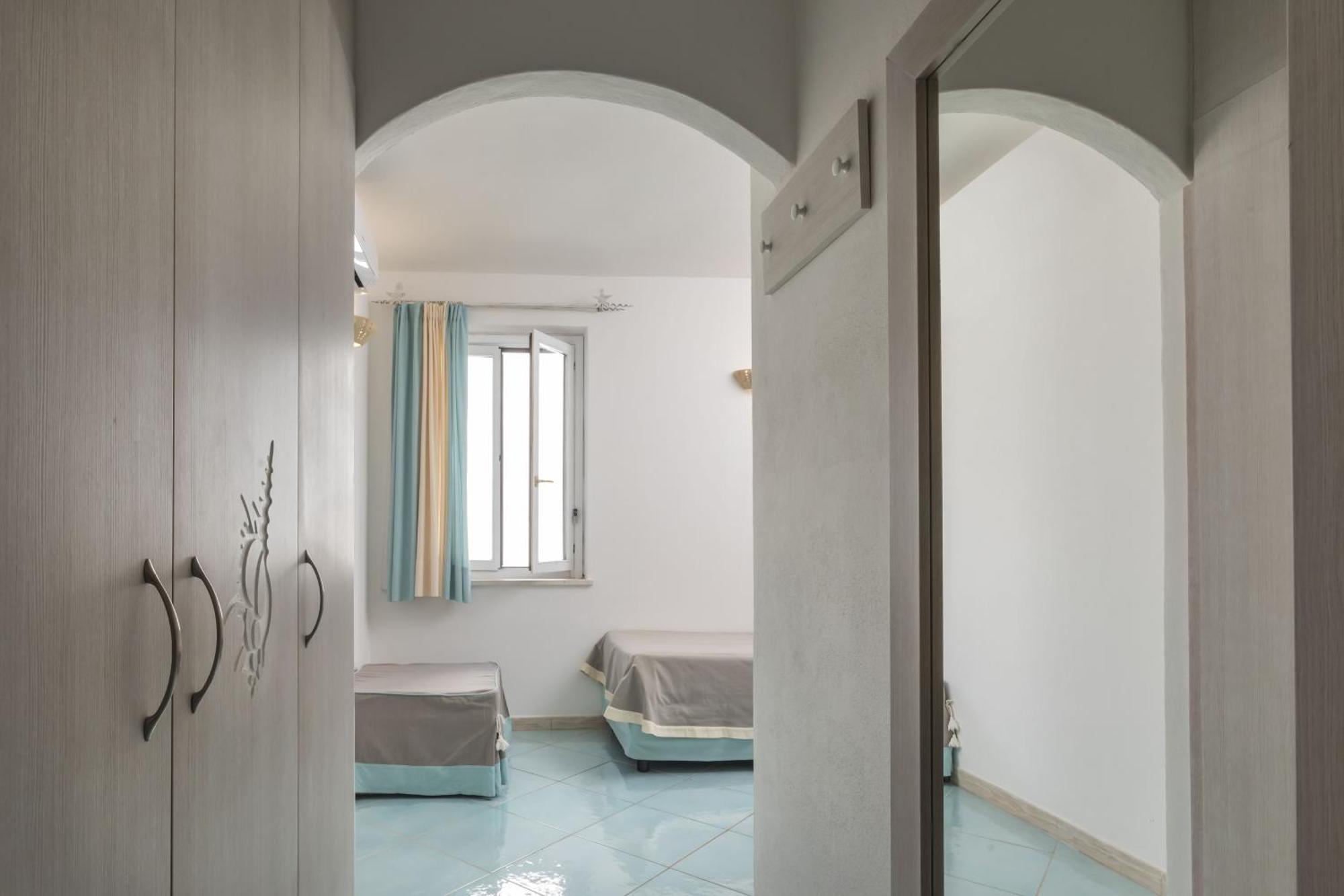Hotel Corallaro Санта-Тереза-Галлура Екстер'єр фото